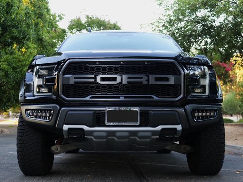 Used 2019 Ford F150 Raptor w/ Equipment Group 801A Mid image 10