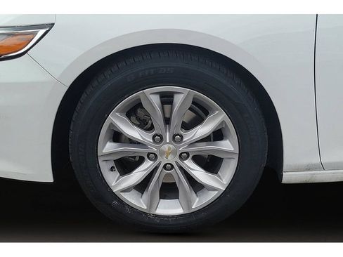 Used 2022 Chevrolet Malibu LT FWD image 9