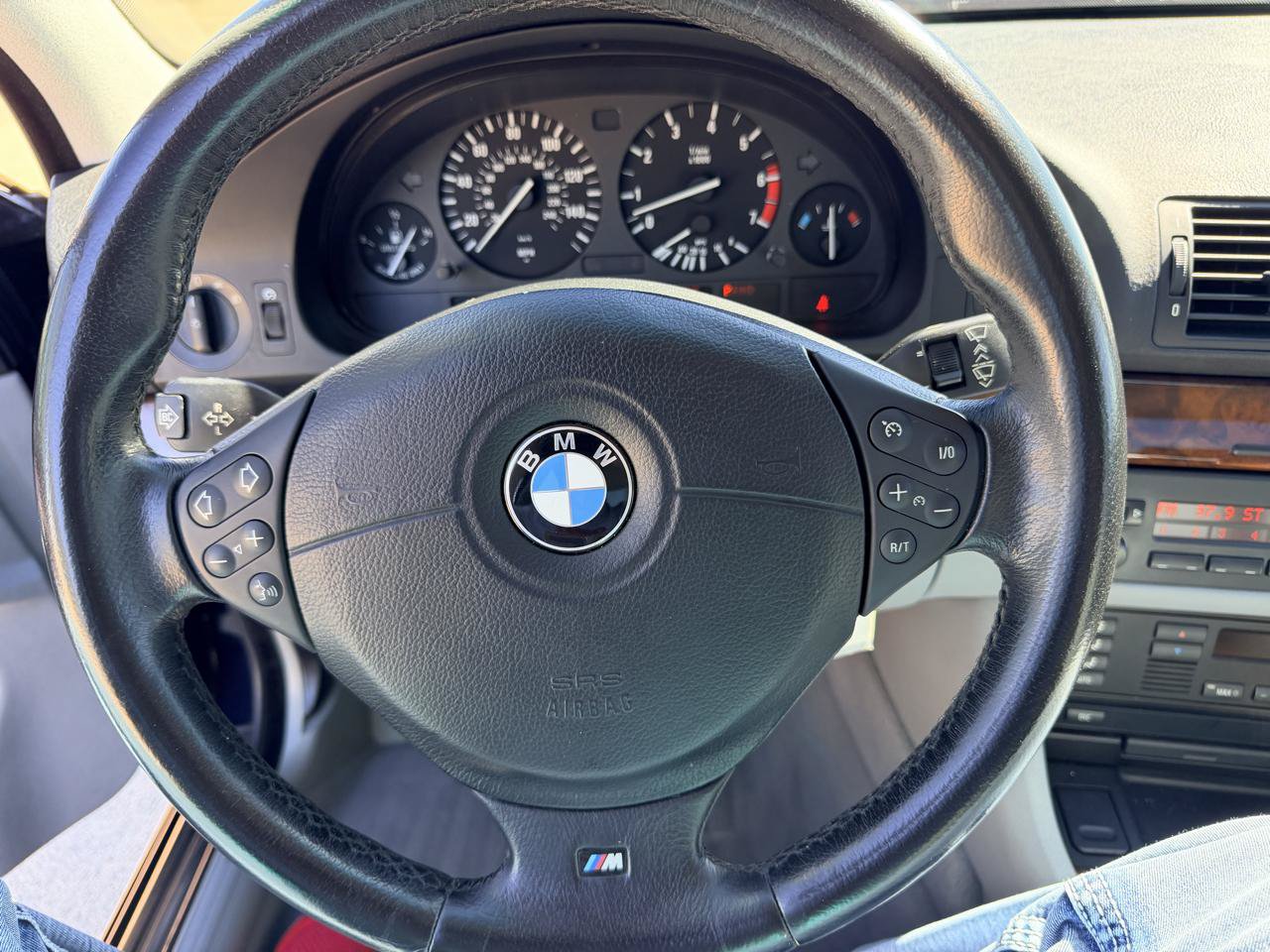 Used 2001 BMW 540i Sedan RWD image 18