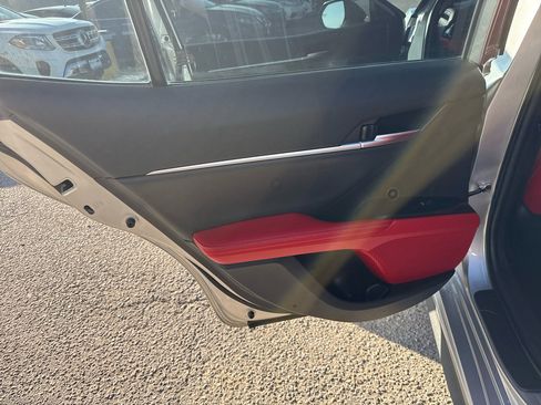 Used 2020 Toyota Camry XSE image 15