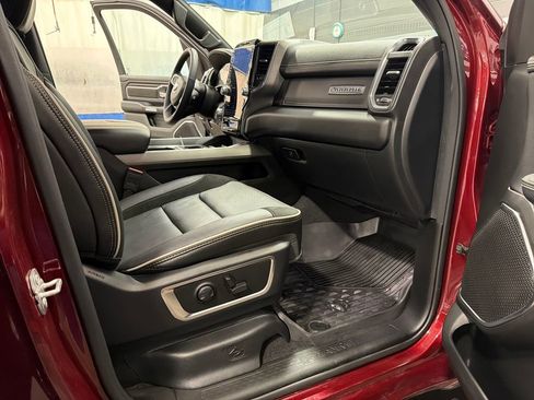 Used 2025 RAM 1500 Laramie w/ Sport Appearance Package AWD/4WD image 21