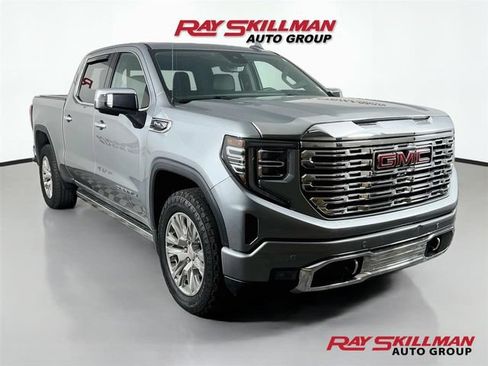 Used 2023 GMC Sierra 1500 Denali w/ Technology Package AWD/4WD image 1