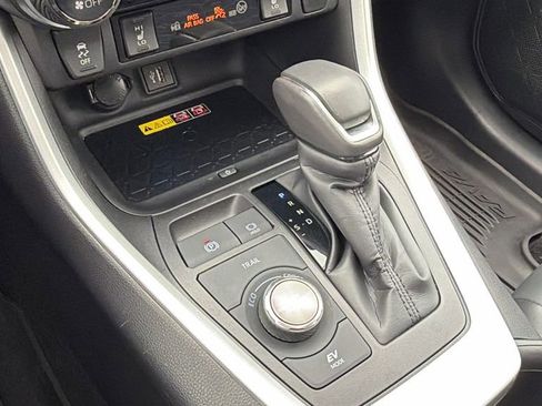 Used 2024 Toyota RAV4 XSE w/ Advanced Technology Package image 27