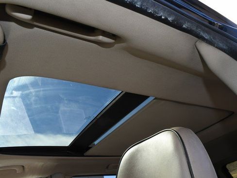 Used 2012 Jeep Grand Cherokee Overland image 19