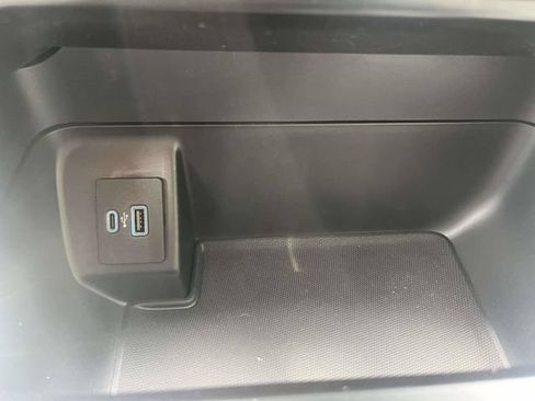 Used 2022 Ford F150 XLT w/ Equipment Group 302A High AWD/4WD image 34