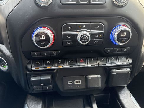 Used 2019 GMC Sierra 1500 Denali w/ Denali Ultimate Package AWD/4WD image 23