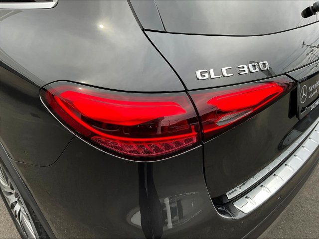 Certified 2023 Mercedes-Benz GLC 300 4MATIC image 25