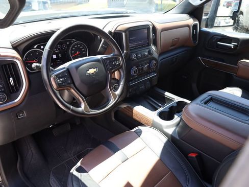 Used 2022 Chevrolet Silverado 3500 High Country w/ Safety Package II AWD/4WD image 12