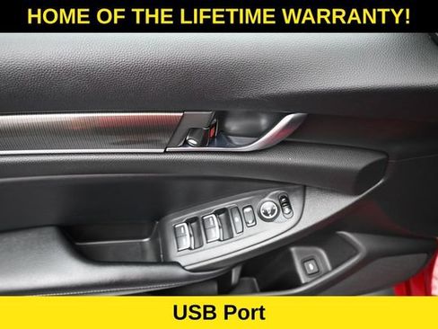 Used 2018 Honda Accord Sport image 13