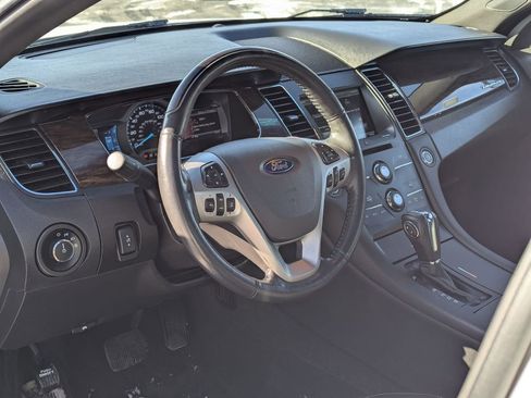 Used 2014 Ford Taurus Limited image 9