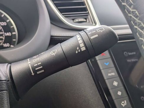 Used 2023 INFINITI QX50 Luxe FWD image 29