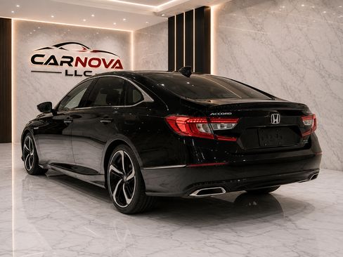 Used 2021 Honda Accord Sport image 3