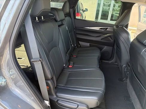 Used 2023 INFINITI QX60 Luxe w/ Cargo Package AWD/4WD image 16