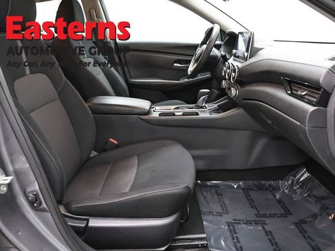 Used 2024 Nissan Sentra SV FWD image 24