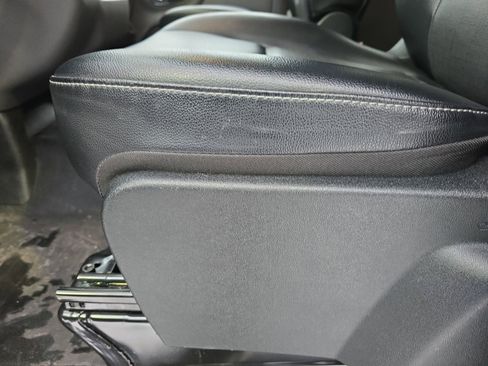 Certified 2025 Ford Transit 350 XL image 12