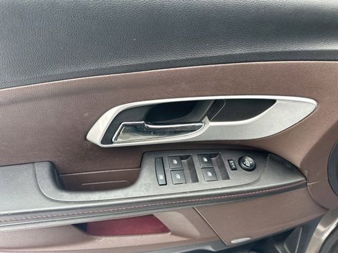 Used 2011 Chevrolet Equinox LTZ image 15