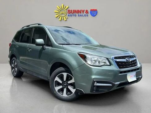 Used 2017 Subaru Forester 2.5i Premium AWD/4WD image 1
