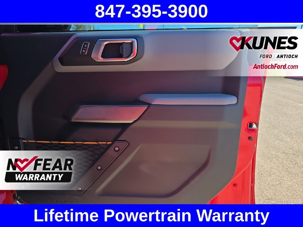 Used 2023 Ford Bronco Badlands w/ Sasquatch Package AWD/4WD image 39