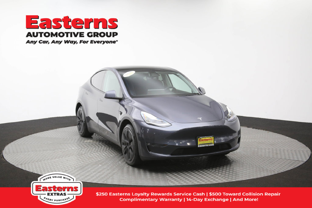 Used 2022 Tesla Model Y Long Range AWD/4WD image 46