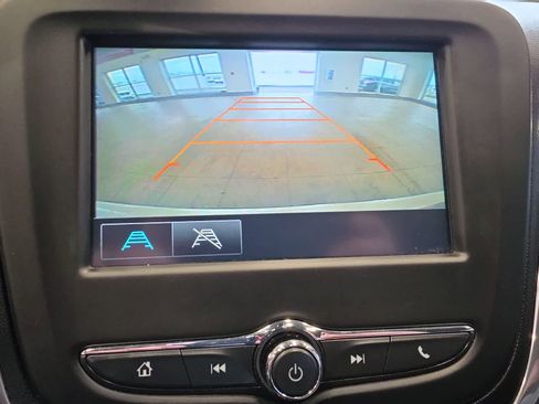 Used 2018 Chevrolet Equinox LS FWD image 23