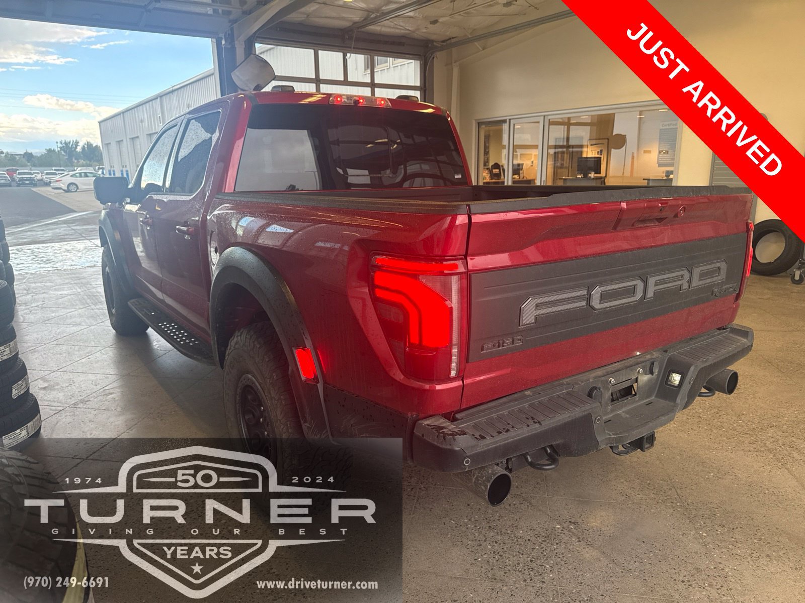Used 2025 Ford F150 Raptor AWD/4WD image 3