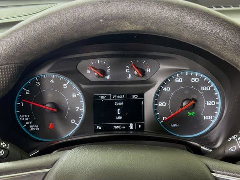 Used 2020 Chevrolet Equinox LS FWD image 16
