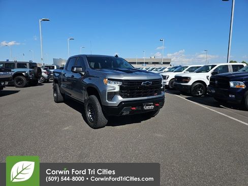 Used 2023 Chevrolet Silverado 1500 LT Trail Boss w/ LT Trail Boss Premium Package AWD/4WD image 1