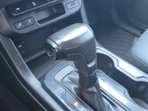 Used 2017 Chevrolet Colorado Z71 RWD image 32