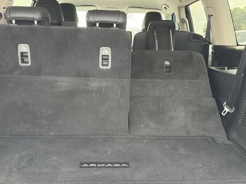 Certified 2025 Nissan Armada SV AWD/4WD image 10