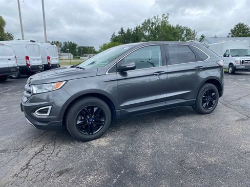 Used 2018 Ford Edge SEL w/ Safe & Smart Package AWD/4WD image 2
