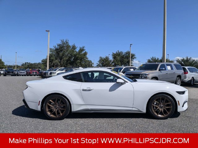 Used 2026 Ford Mustang Premium RWD image 2
