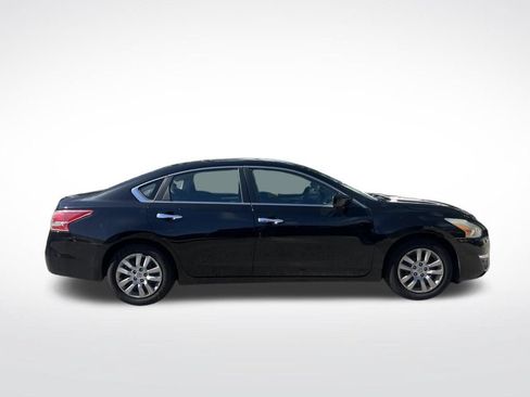 Used 2013 Nissan Altima 2.5 S FWD image 4