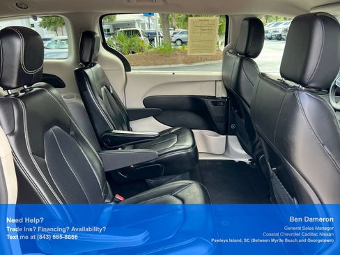 Used 2021 Chrysler Voyager Lxi FWD image 20