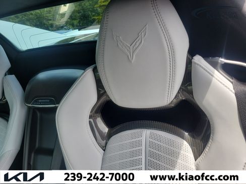 Used 2022 Chevrolet Corvette Stingray Preferred Conv w/ Z51 Performance Package RWD image 26
