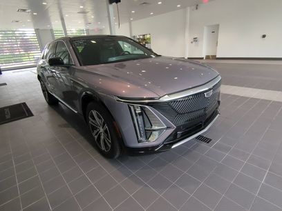 Certified 2024 Cadillac Lyriq Luxury w/ LPO, Floor Liner Package