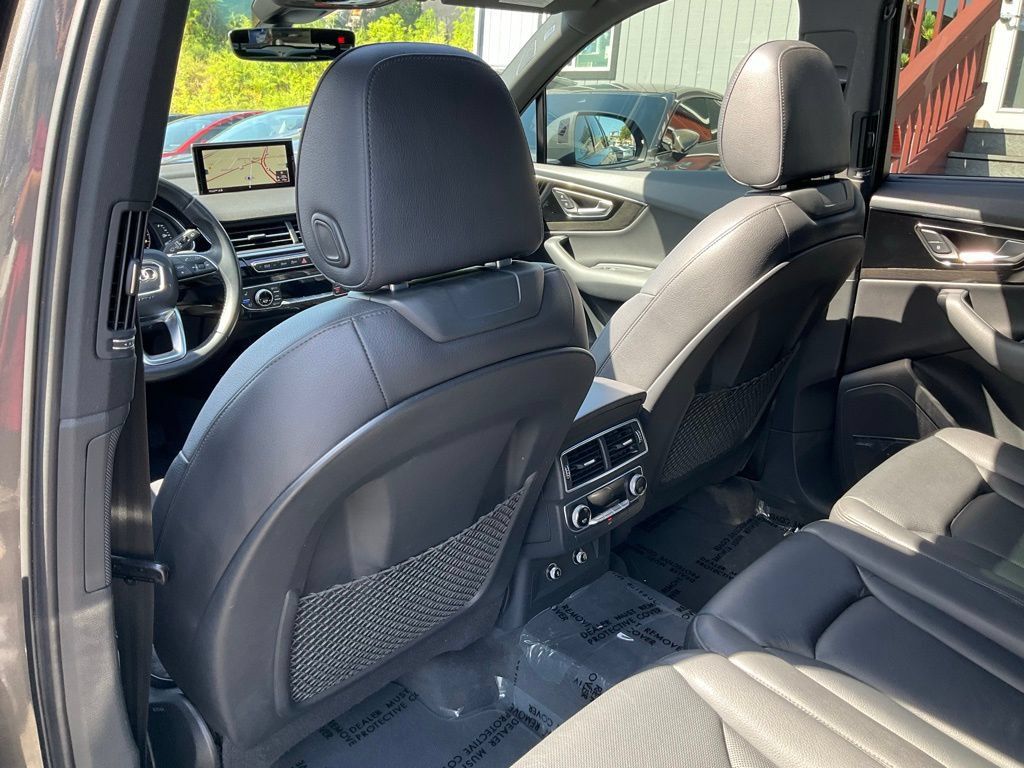 Used 2019 Audi Q7 3.0T Prestige w/ Prestige Package AWD/4WD image 41