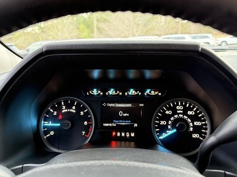 Used 2018 Ford F150 XLT w/ Equipment Group 302A Luxury image 17