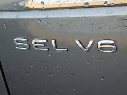 Certified 2022 Volkswagen Atlas SEL image 11