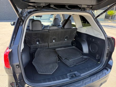 Used 2022 Subaru Forester Limited w/ Popular Package #3 image 22