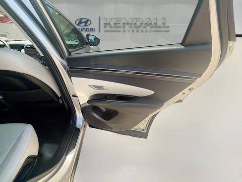 Used 2024 Hyundai Tucson Limited FWD image 28