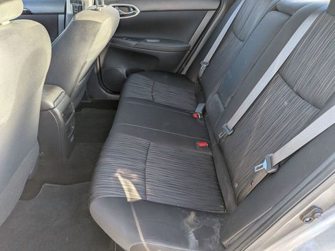 Certified 2018 Nissan Sentra SV image 21