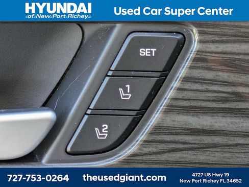 Used 2015 Hyundai Sonata Limited w/ Option Group 06 FWD image 23