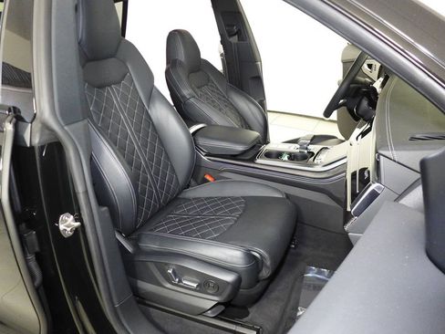 Used 2023 Audi SQ8 Premium Plus image 19