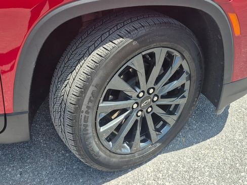 Used 2023 Chevrolet Traverse RS w/ LPO, Floor Liner Package AWD/4WD image 3