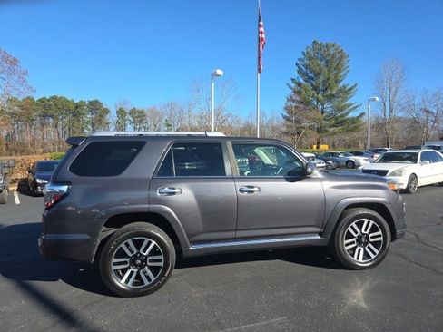 Used 2016 Toyota 4Runner Limited image 5