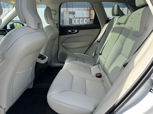 New 2025 Volvo XC60 B5 Ultra w/ Protection Package Premier image 15