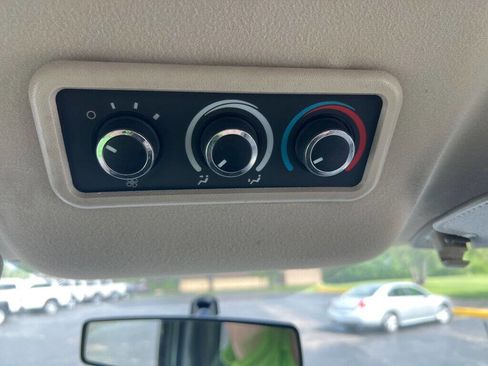 Used 2016 Chevrolet Express 3500 LT w/ LT Preferred Equipment Group image 21