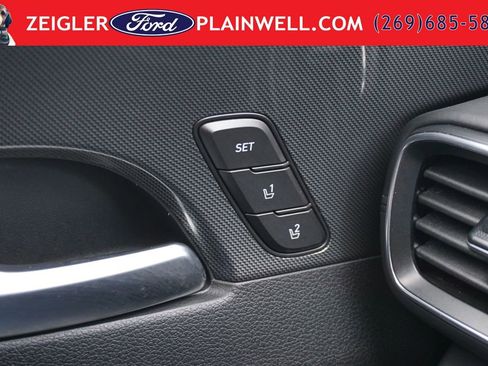 Used 2023 Hyundai Santa Fe Limited AWD/4WD image 34