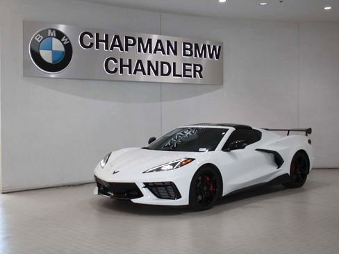 Used 2021 Chevrolet Corvette Stingray Premium Cpe w/ Z51 Performance Package RWD image 1