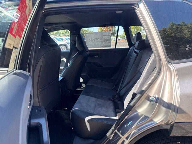 New 2026 Toyota RAV4 XSE w/ Weather Package AWD/4WD image 4
